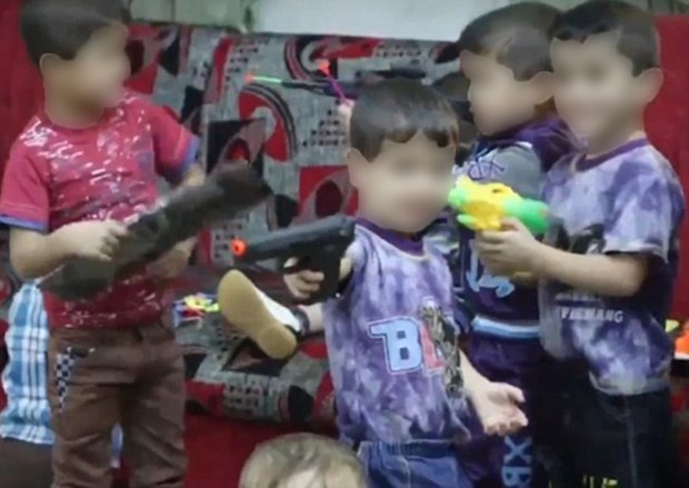 IŞİD'in çocuk kampları 4