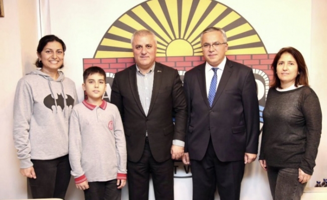Başkan Eray Erdem'e tebrik ziyaretleri sürüyor
