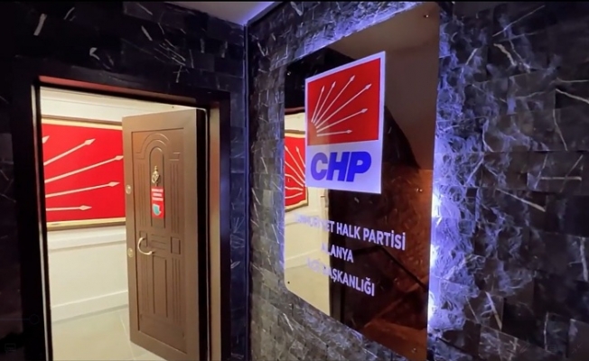 CHP Alanya İlçe Teşkilatı seçim öncesi kendine bakım yaptı
