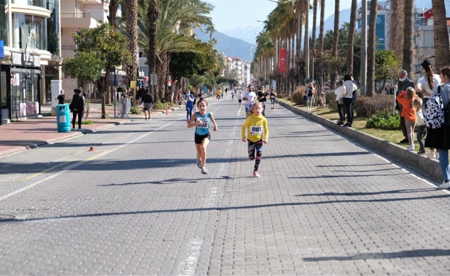 23. Alanya Atatürk Halk Koşusu ve Yarı Maratonu için geri sayım başladı