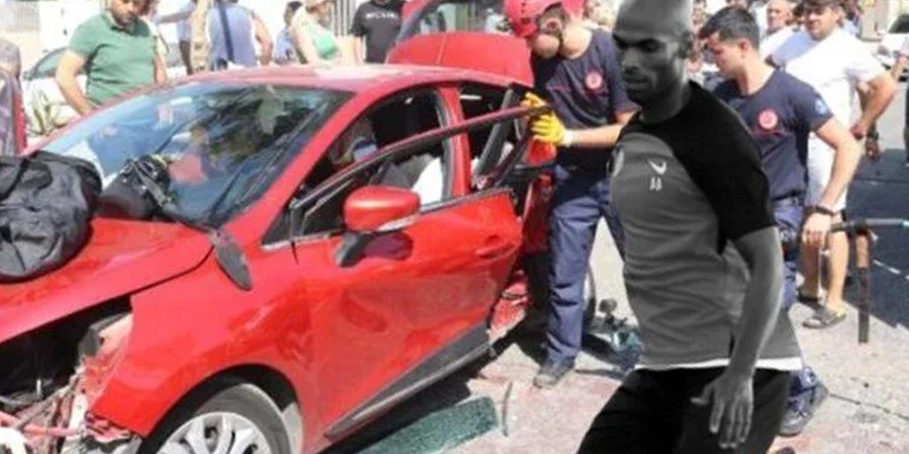 Antalyasporlu Naldo'ya büyük şok! Trafik kazasında oğlu ağır yaralandı