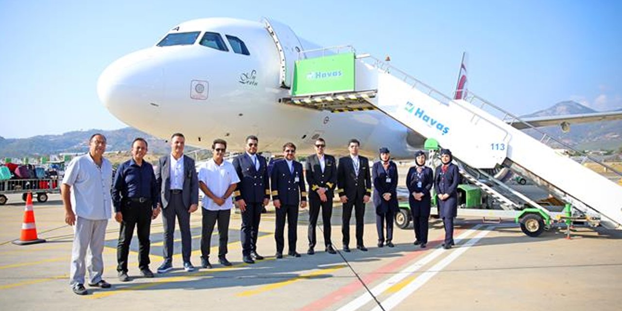 İran'dan Alanya'ya yolculuk! Tavan Airlines ilk uçuşunu gerçekleştirdi