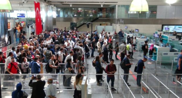 Havalimanlarında Yolcu Sayısı 66 Milyona Ulaştı
