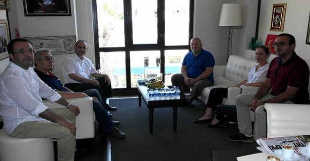 Rektör Pınarbaşı, Mehmet Şahin'i ziyaret etti