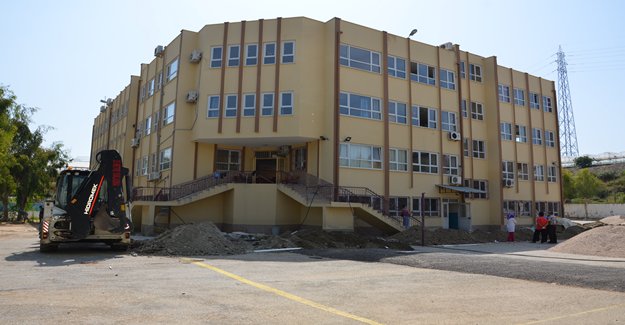 Konaklı Gazi Okulu’nun Drenaj Hattı Yapılıyor