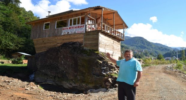 Karadenizli Girişimci, Hayal Ettiği Restoranı Kaya Üzerine İnşa Etti