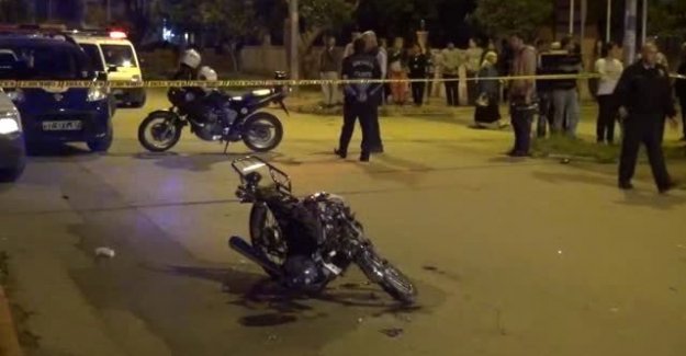 Emanet Motosikletle Polis Aracına Çarptı