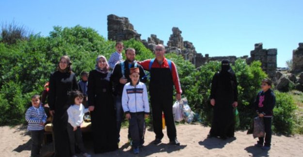 Side Antik Kent'te Arap Turistlere Yönelik Kültür Turları İlgi Görüyor
